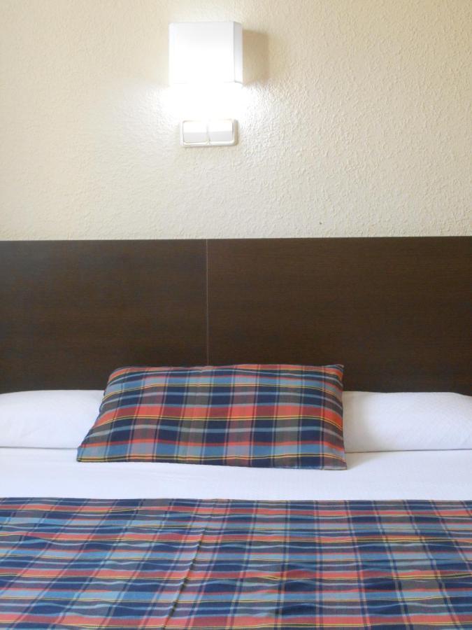 Hostal El Callejon タラゴナ エクステリア 写真