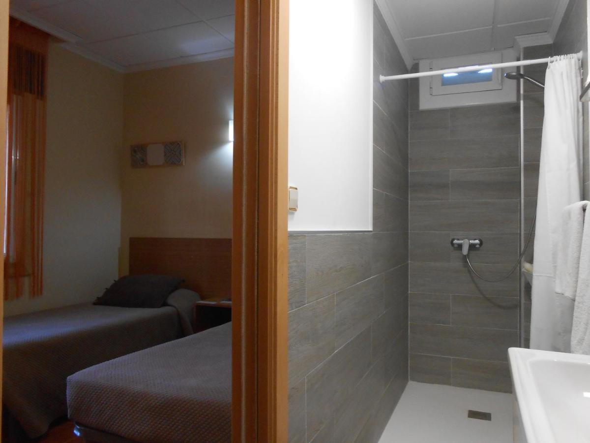 Hostal El Callejon タラゴナ エクステリア 写真