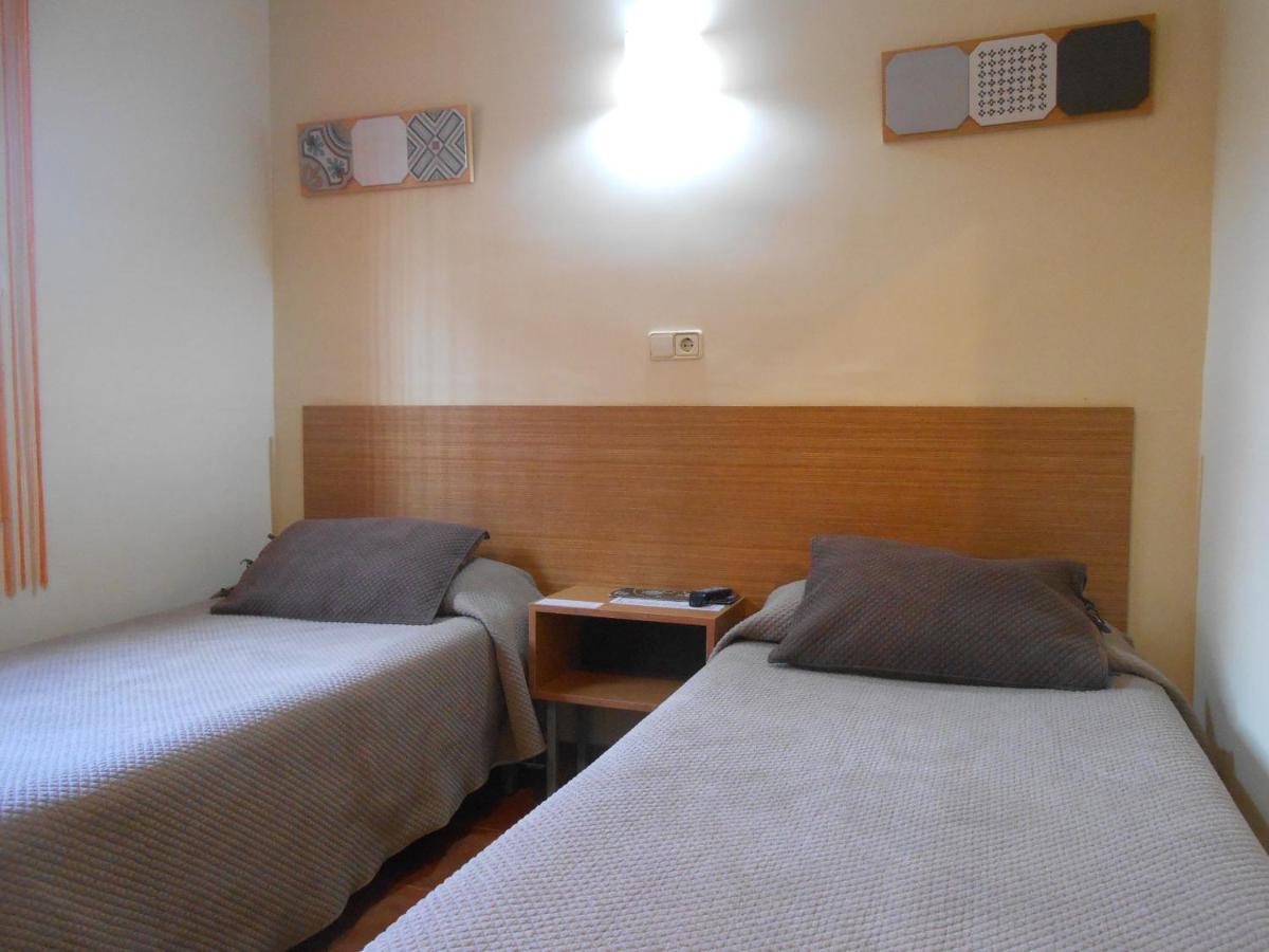 Hostal El Callejon タラゴナ エクステリア 写真
