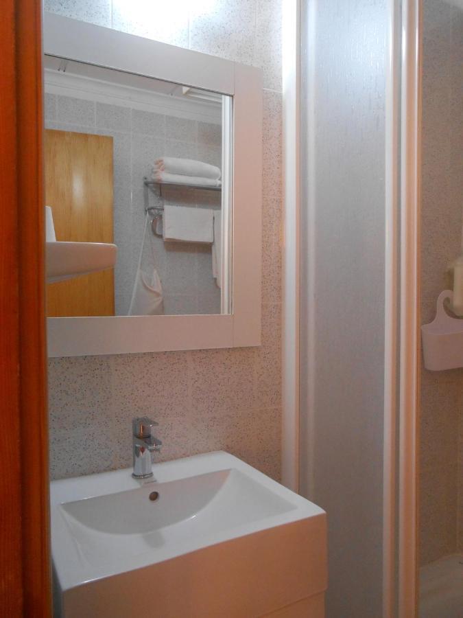 Hostal El Callejon タラゴナ エクステリア 写真