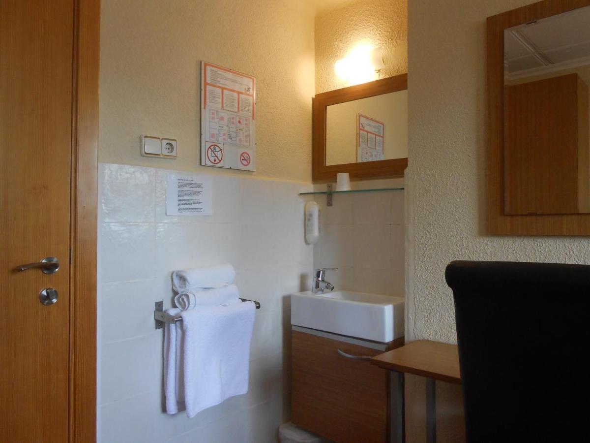 Hostal El Callejon タラゴナ エクステリア 写真