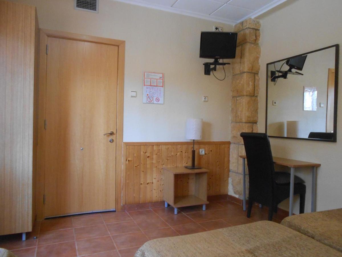 Hostal El Callejon タラゴナ エクステリア 写真