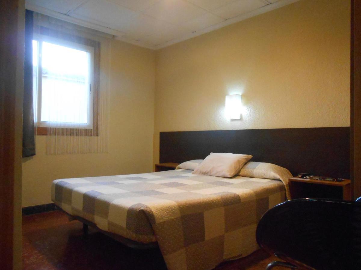 Hostal El Callejon タラゴナ エクステリア 写真