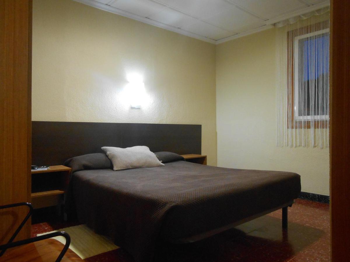 Hostal El Callejon タラゴナ エクステリア 写真